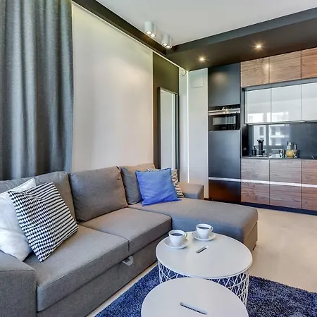 Apartament - Helsinki By Renters Lägenhet Sopot